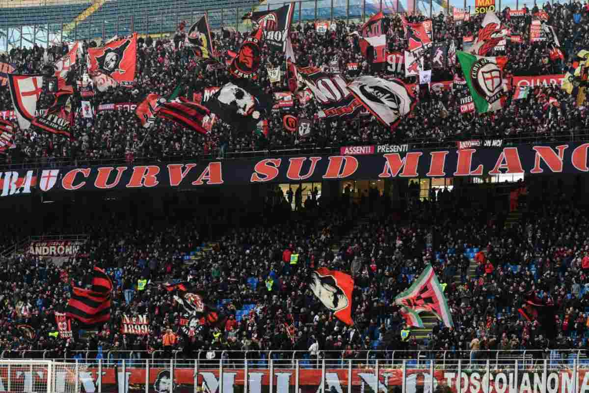 Serie A a porte chiuse, il comunicato della Curva Sud del Milan 
