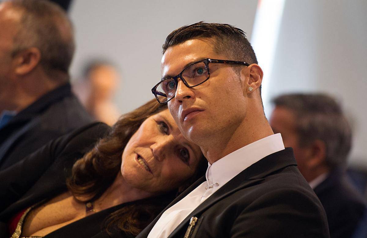Dolores, madre di Cristiano Ronaldo, è tornata a casa