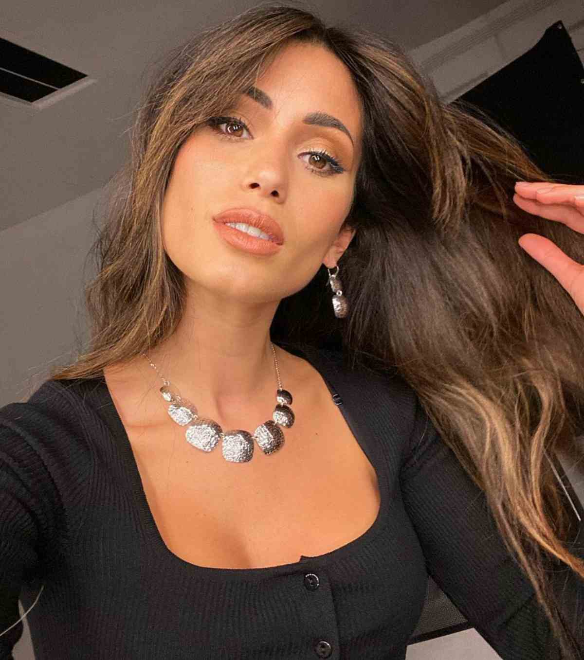 Federica Nargi, la foto in costume esalta i fans 