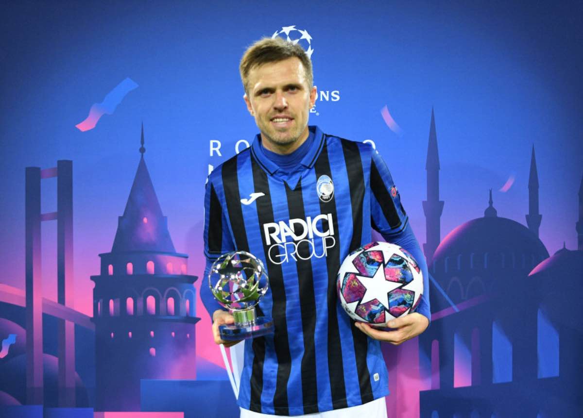 Ilicic, gol per l'emergenza Coronavirus: donato il pallone del poker a Valencia