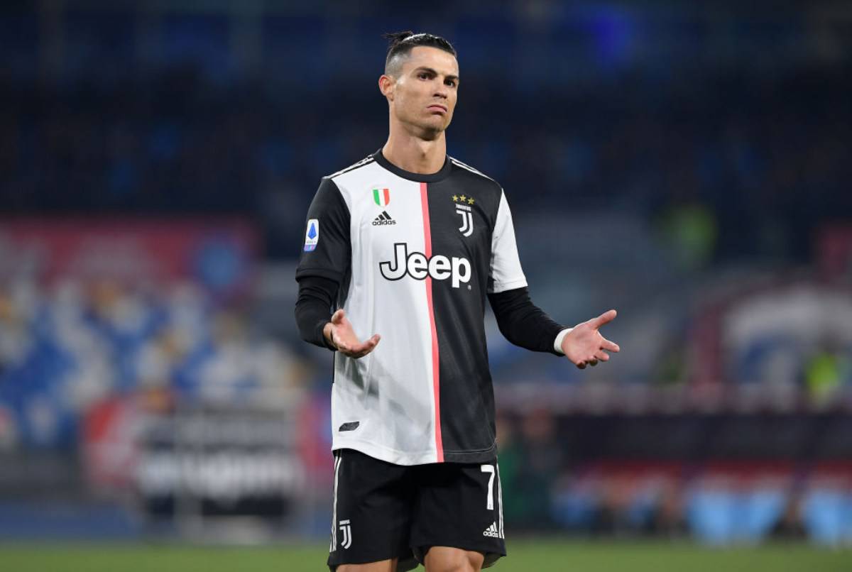 Cristiano Ronaldo, l'espulsione a Valencia è costata cara: il curioso retroscena di Szczesny