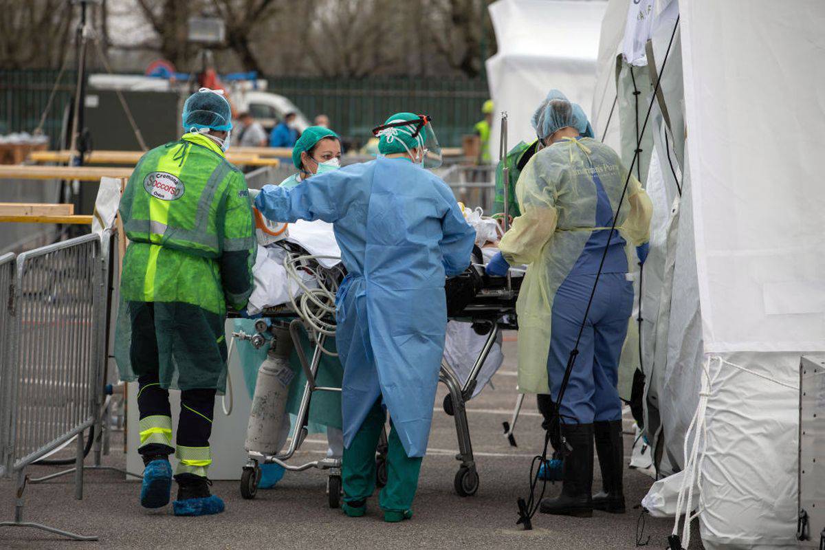 Mercedes, pronti a produrre mille respiratori al giorno