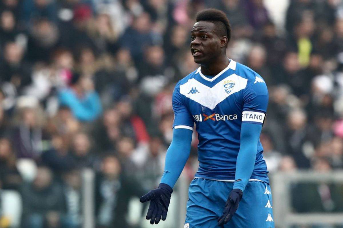 Balotelli e la diretta Instagram con Rocco Siffredi: stop dal Brescia