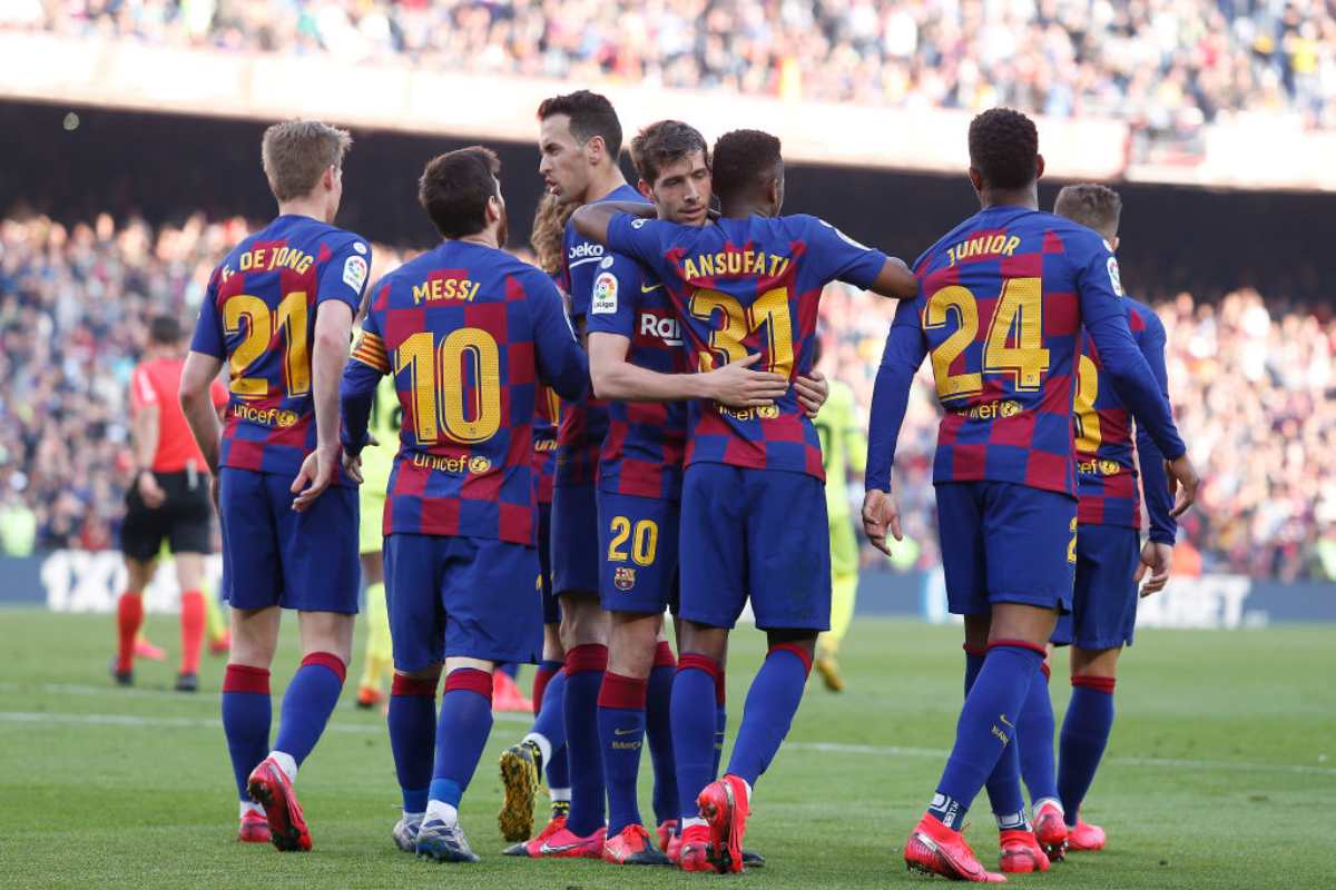 Barcellona, sospetto Covid: ma i calciatori si allenano regolarmente