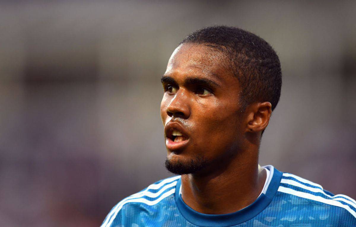 Douglas Costa sotto accusa, il litigio con il tifoso (Getty Images) 