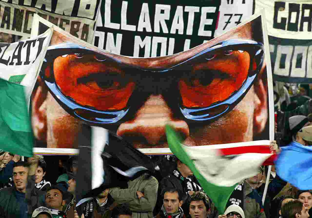 Uno striscione per Edgar Davids