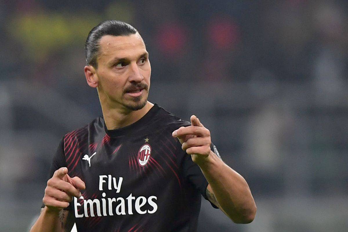 Ibrahimovic contro Pogba: sfida sui social a colpi di "trick" | VIDEO