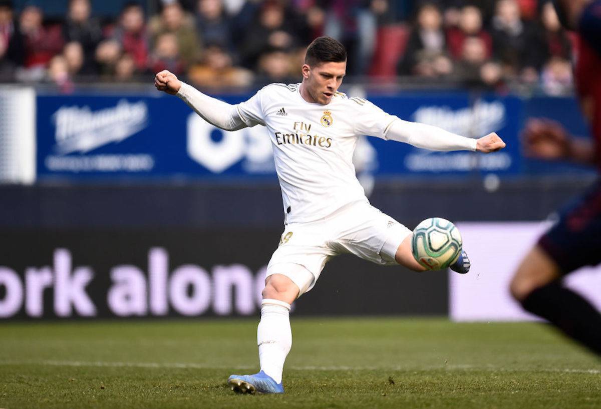 Il Napoli chiede Jovic al Real Madrid, che propone uno scambio