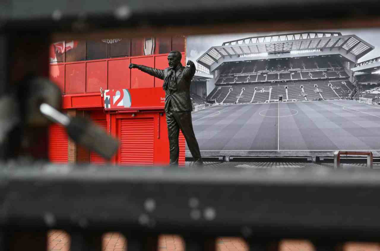 FIFA, quando torneranno i tifosi allo stadio: l'ipotesi del vicepresidente