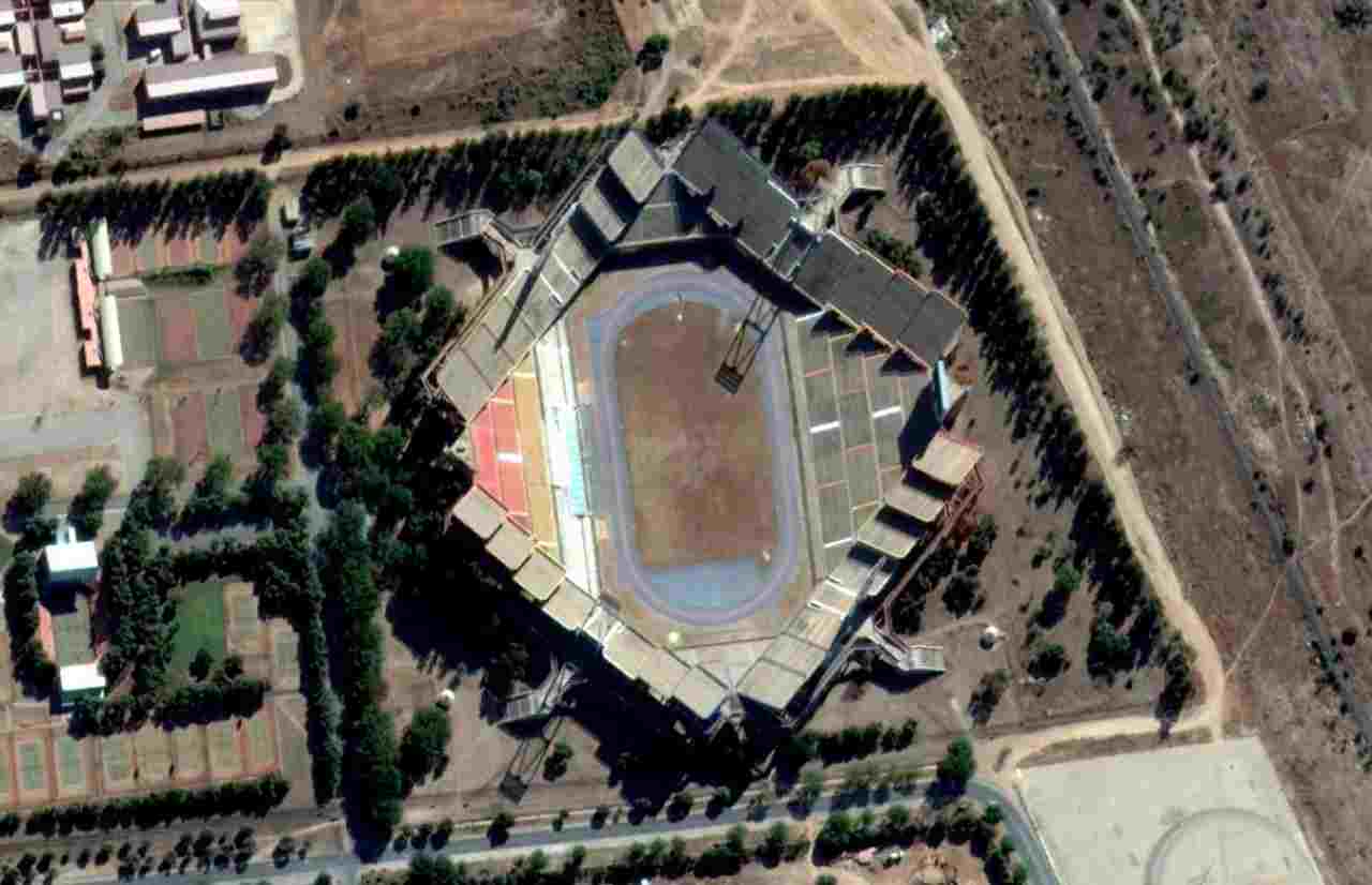 Le geometrie complesse dello stadio Mmabatho