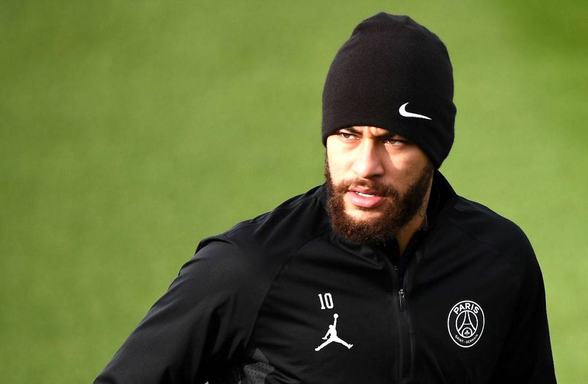 Neymar, l'ex agente rivela: "Il suo prezzo lo ha deciso la Fifa"