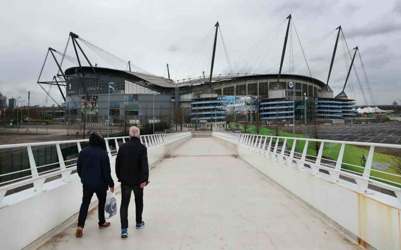 Tifosi che vanno verso lo stadio: come cambierà questa esperienza dopo la pandemia da coronavirus (foto Getty)