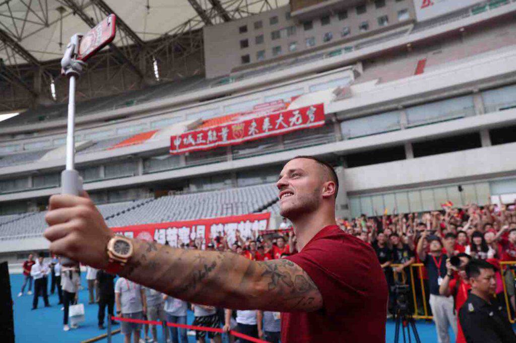 Arnautovic presenta il suo marchio di gin (Getty Images)