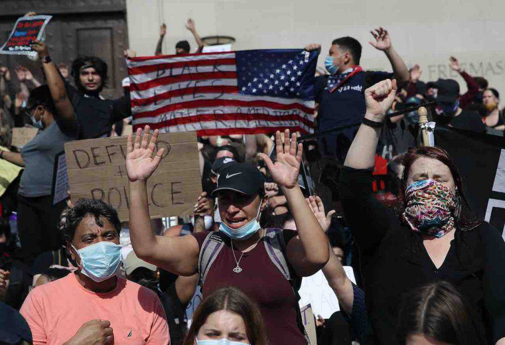 Blackout Tuesday, anche il calcio partecipa alla protesta (Getty Images)