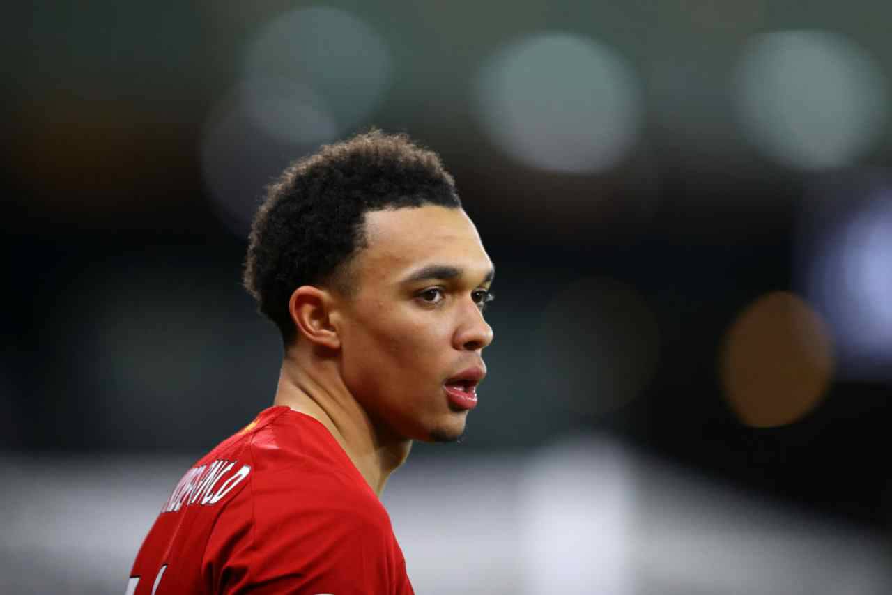 Alexander-Arnold, l'opinione di Gary Neville