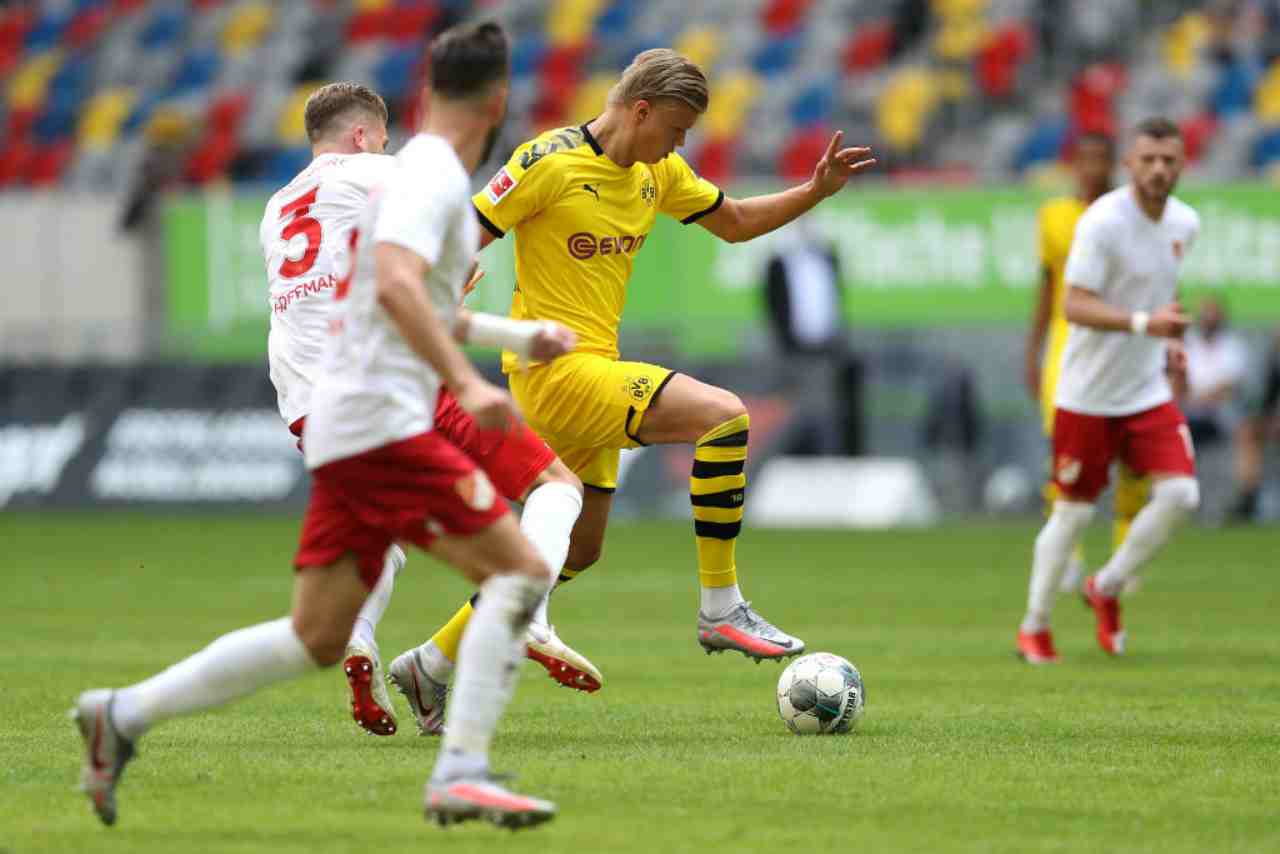 Bundesliga: il Borussia Dortmund frena, il Bayern Monaco vede il titolo