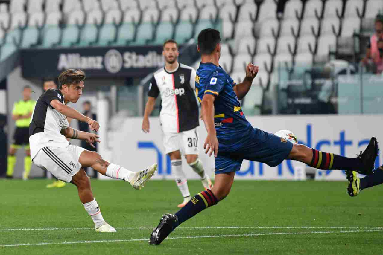 Il gol di Dybala contro il Lecce