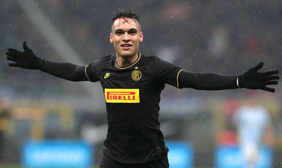 Lautaro, il Barcellona rilancia: offerto un altro giocatore all'Inter