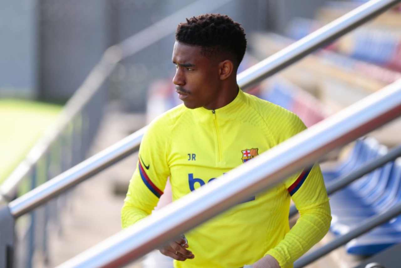 Junior Firpo scarta l'Inter (Getty Images) 