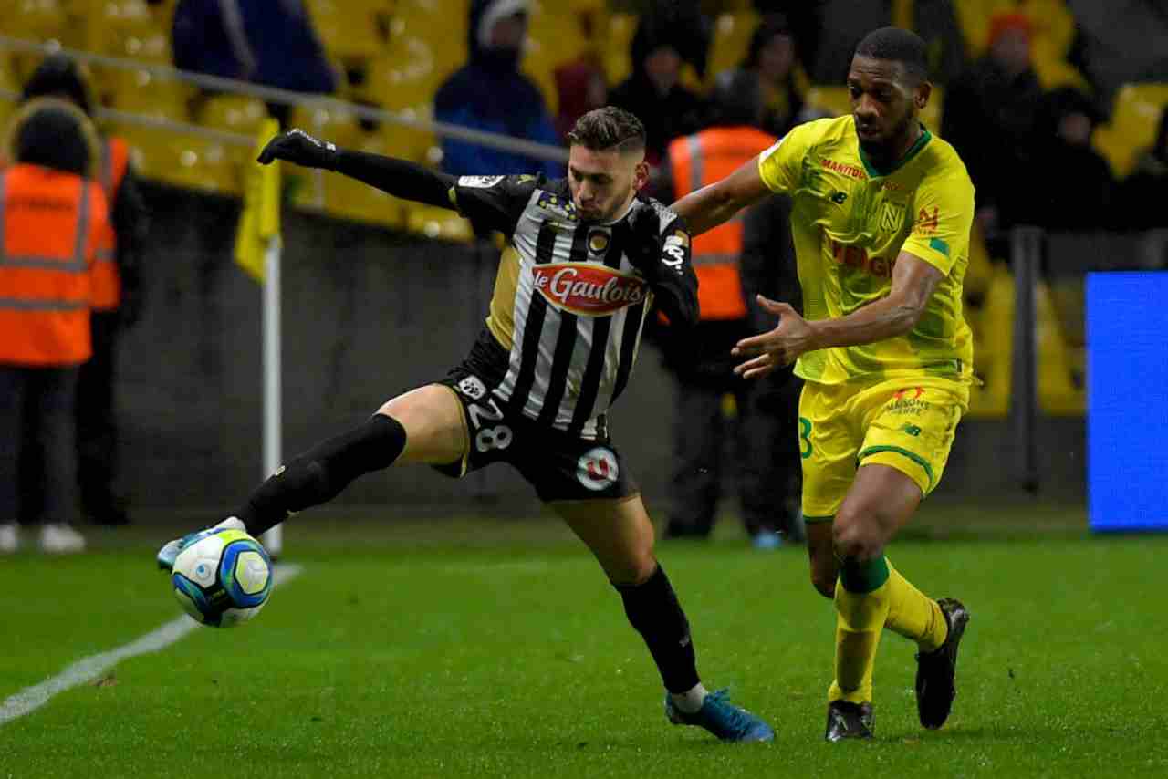 Ligue, arrestato calciatore dell'Angers: che ha fatto il "bad boy"