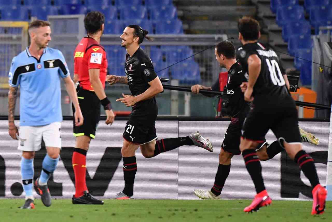 Lazio-Milan, dominio rossonero con Calhanoglu, Ibra e Rebic. Juve a +7 (Getty Images)