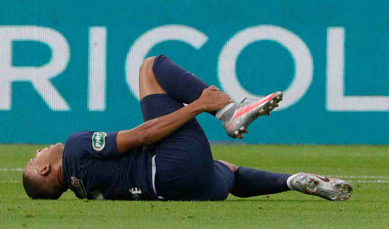 Champions League, Atalanta-PSG: infortunio Mbappé, i tempi di recupero