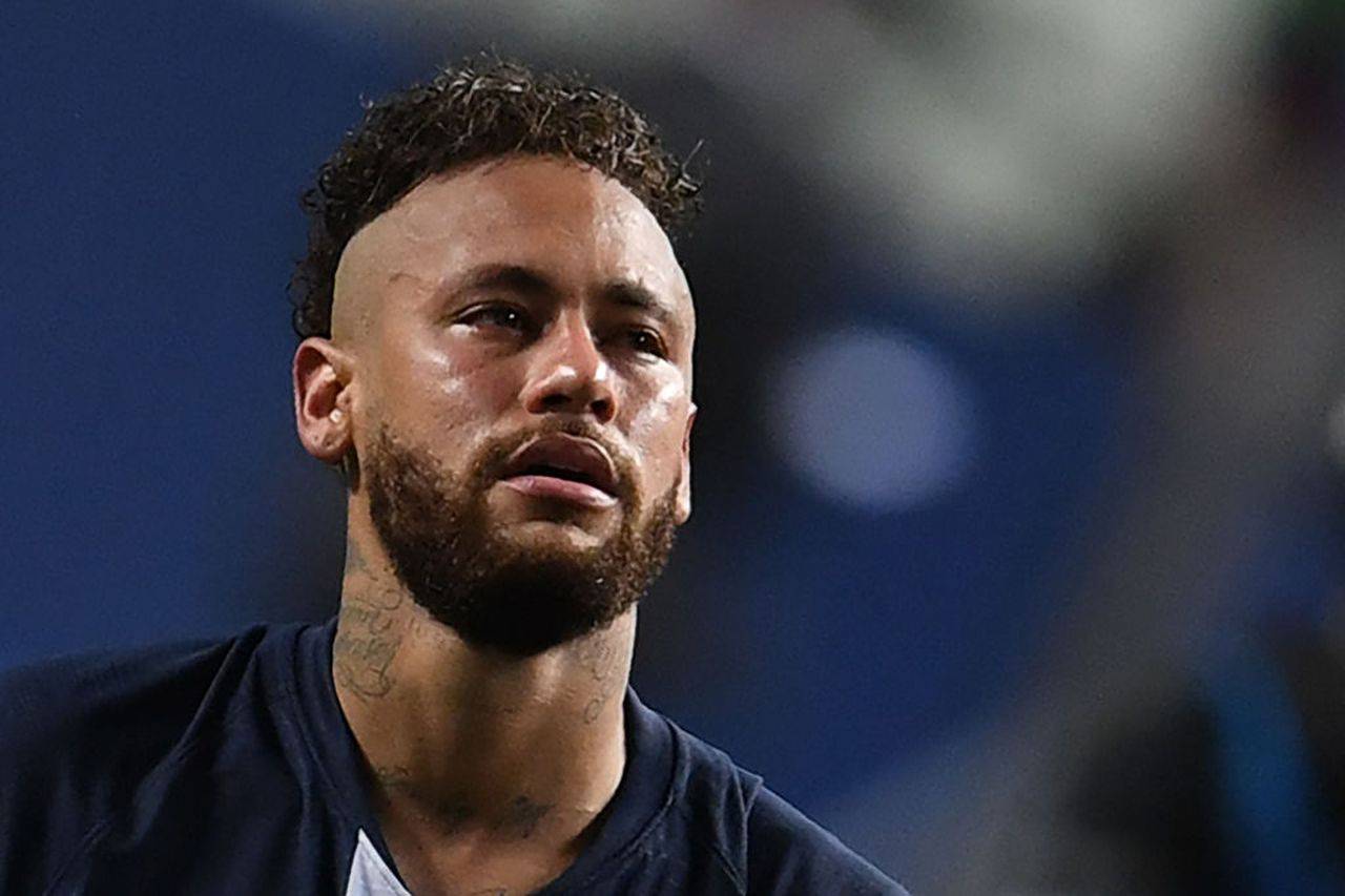 Neymar, l'attaccante del PSG nella bufera: il duro attacco dal Brasile