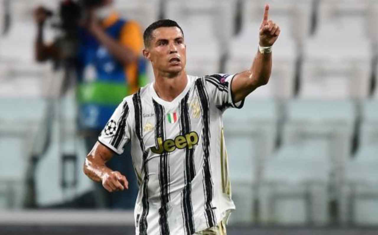 Cristiano Ronaldo tra i giocatori più pagati al mondo secondo Forbes (Getty Images)