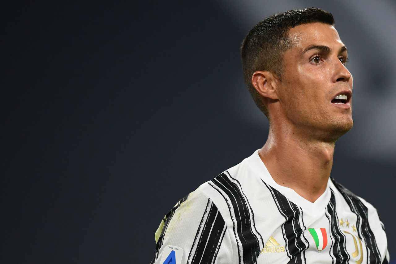 cristiano ronaldo look capelli rasati