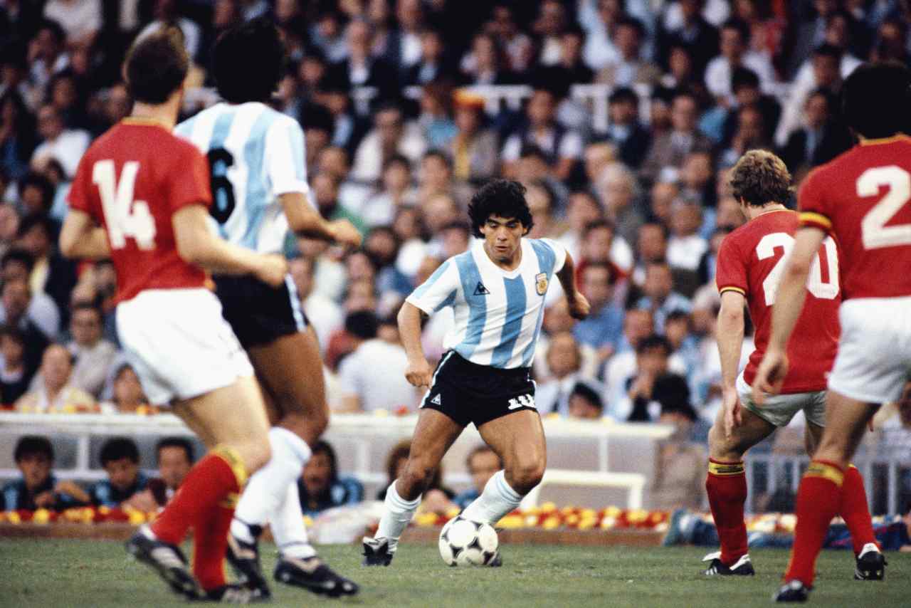 Il debutto del Pibe de Oro al Mondiale 1982