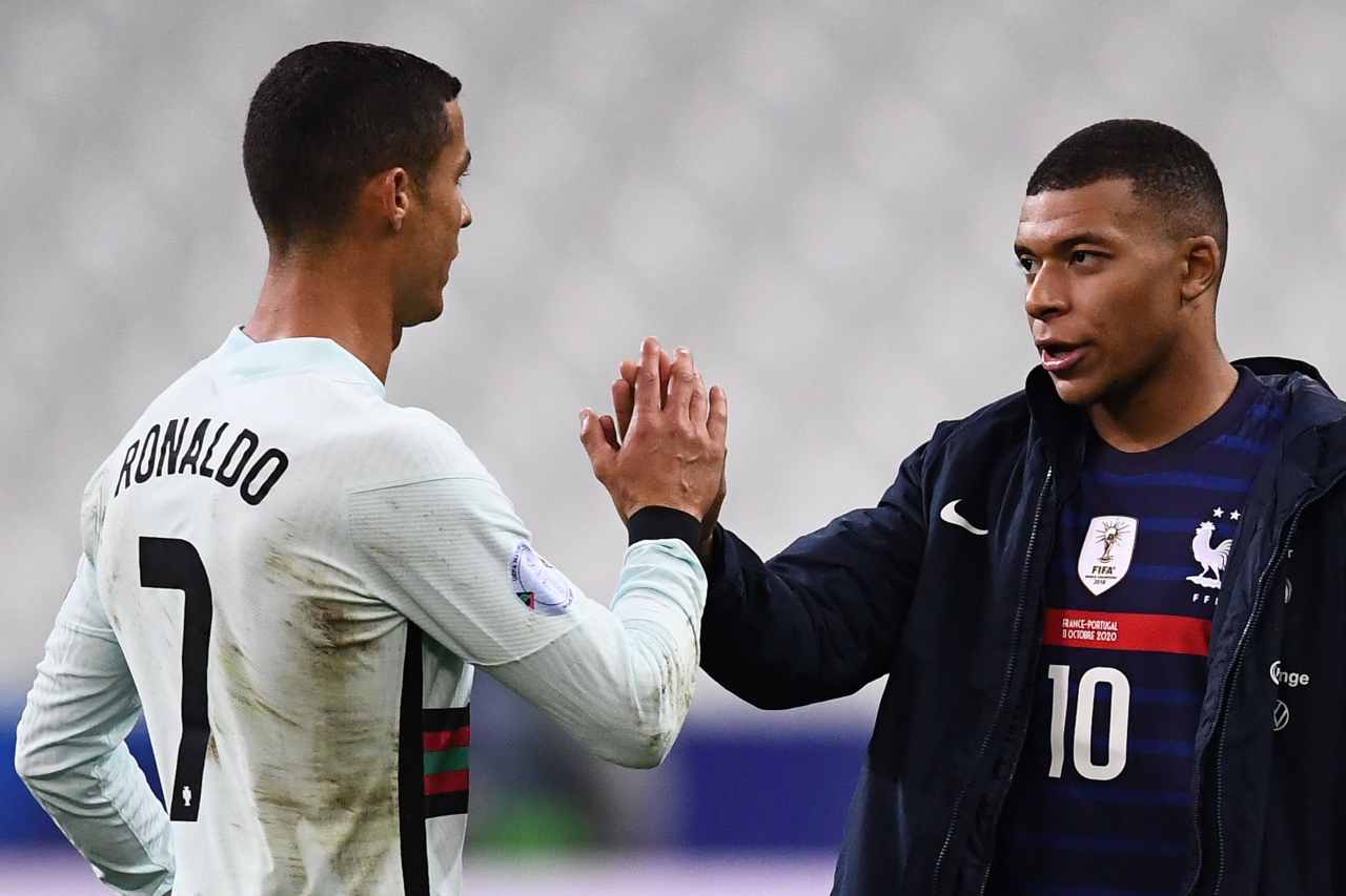 Mbappé, la suggestione dopo la conversazione con Ronaldo (Getty Images)