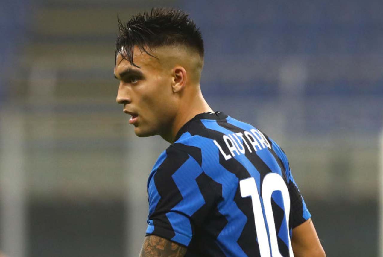 Lautaro Martinez, distanza sul rinnovo con l'Inter (Getty Images)