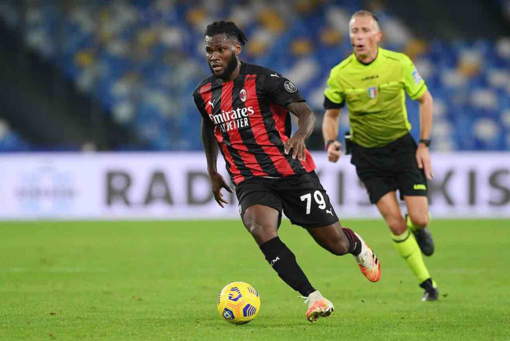 Napoli-Milan, presunta gomitata di Politano a Kessie (Getty Images)