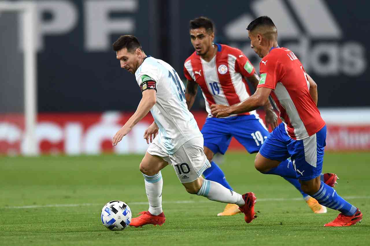 Messi, la partita contro il Paraguay