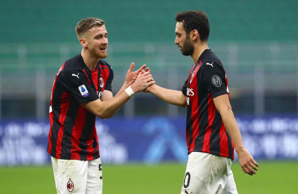 Calhanoglu, solo Messi meglio del turco sui calci piazzati (Getty Images)