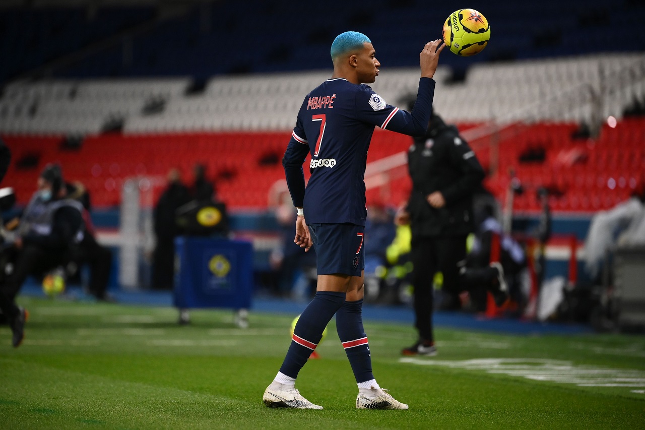 Mbappé, la strategia del Real