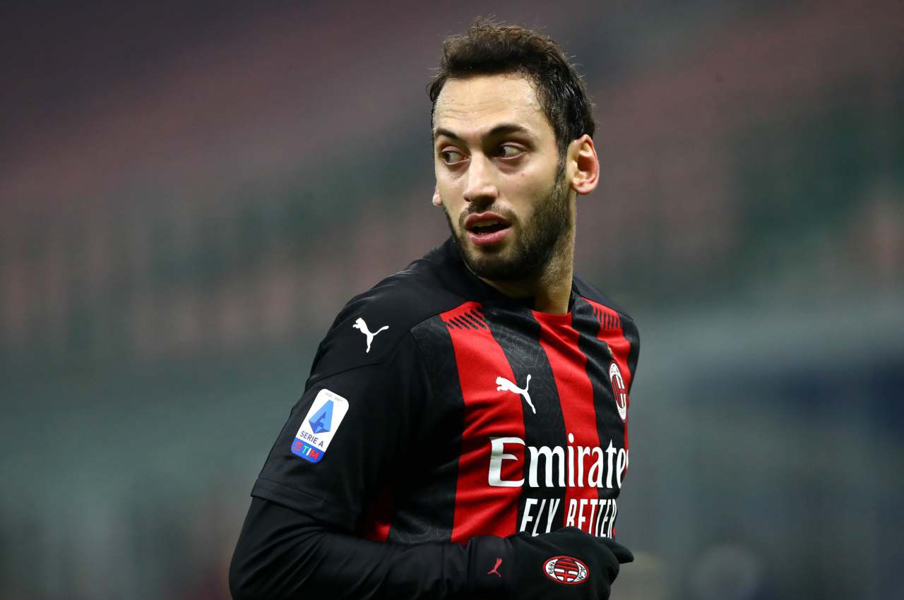 Calhanoglu Milan Juventus