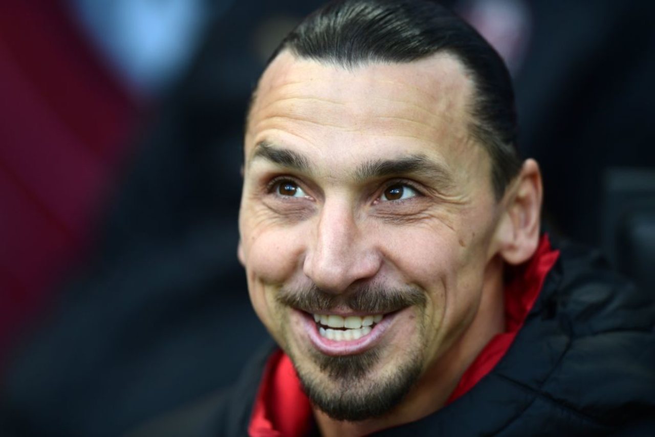 Ibrahimovic, scherzo social con Mandzukic (Getty Images)