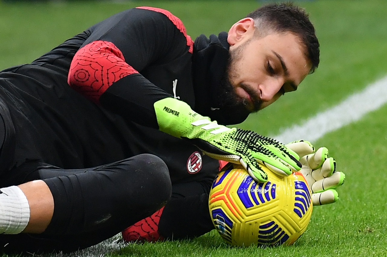 Milan, Raiola tratta il rinnovo di Donnarumma