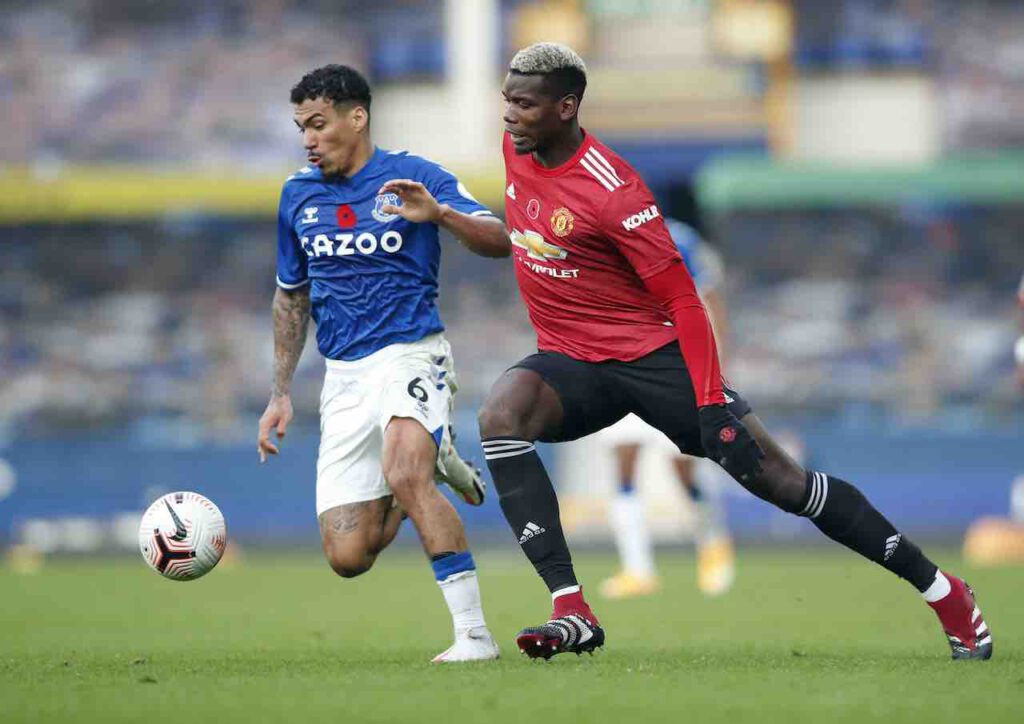 Pogba, un ex campione consiglia l'addio al Man United (Getty Images)