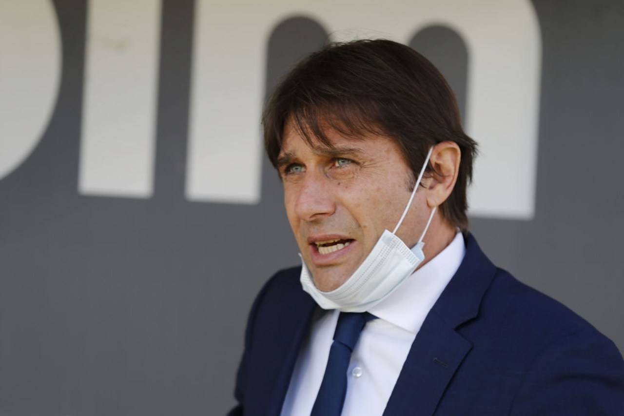 Antonio Conte in conferenza (Getty Images)