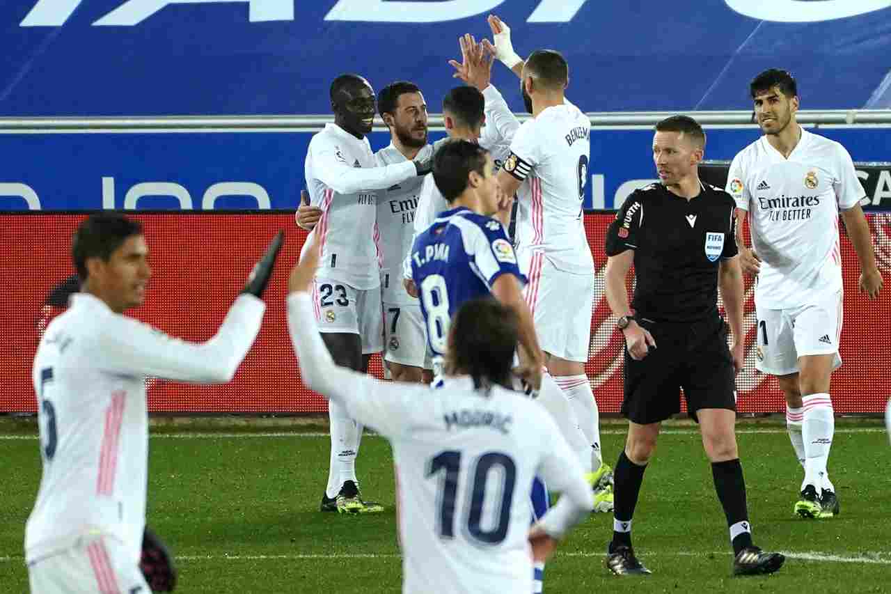 real Madrid poker all'Alaves (foto Getty)