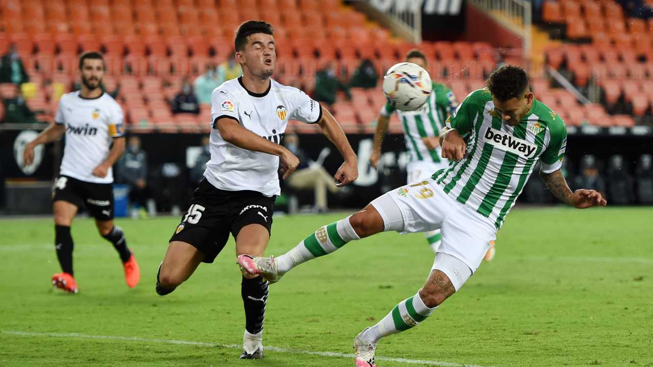 sanabria bologna betis