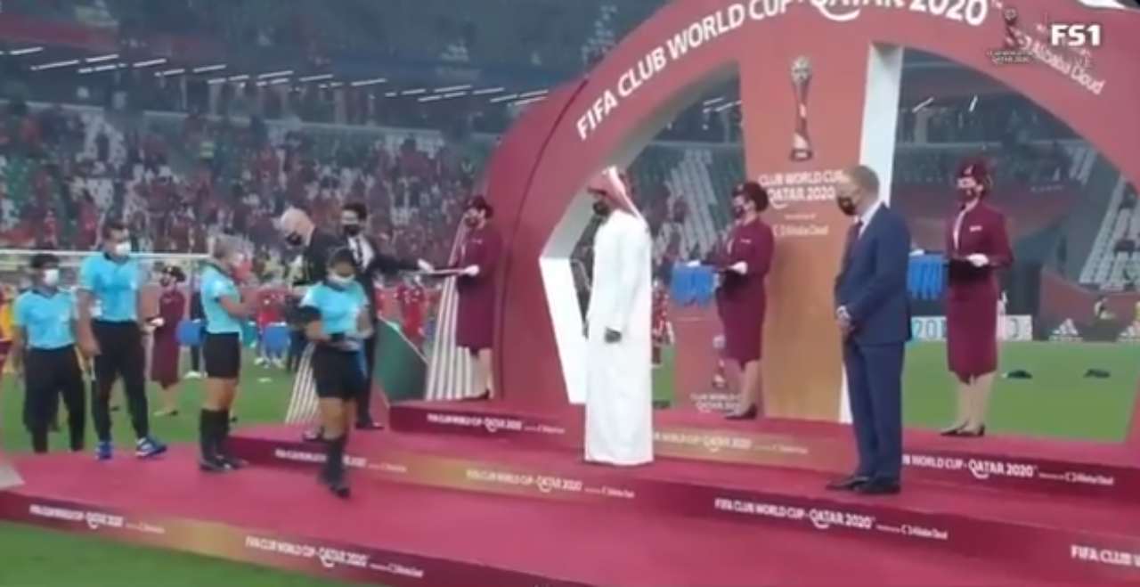 Arbitro donna sceicco Qatar 
