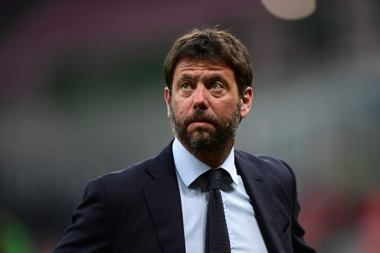 Juventus stipendi Agnelli 