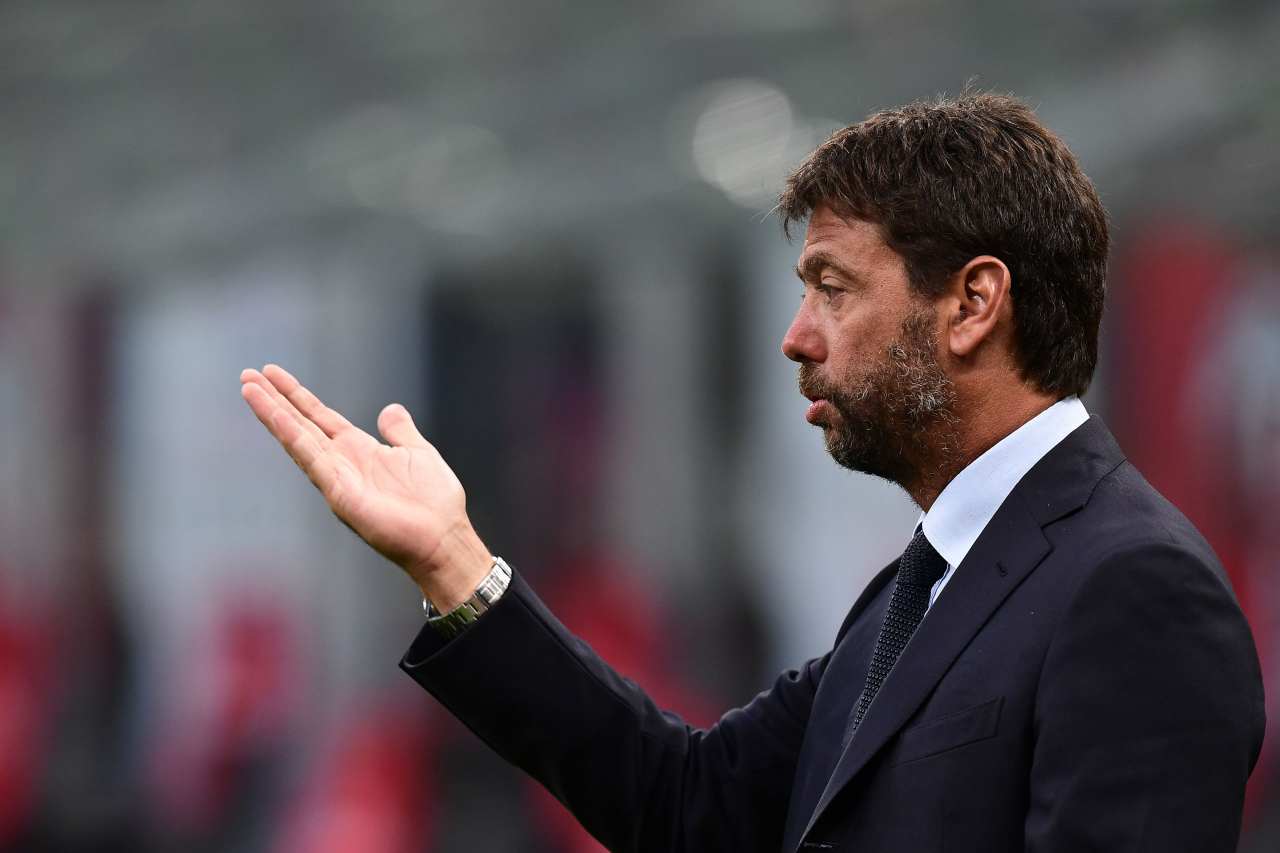 Agnelli riceve il Tapiro d'Oro: la reazione del presidente della Juve