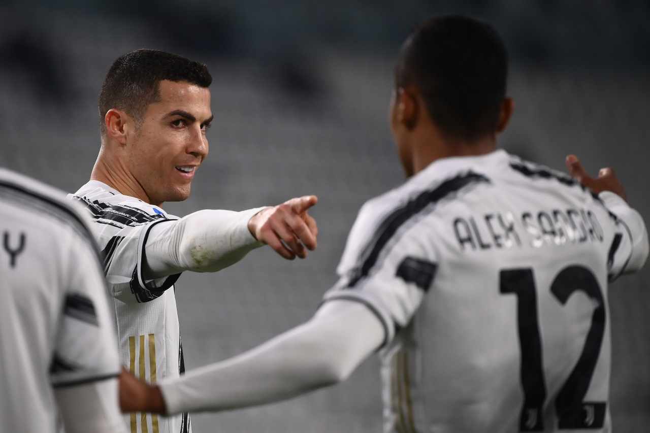 Cristiano Ronaldo, gol da record al Crotone: la Juve fa festa