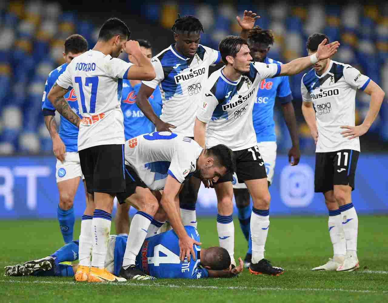 Coppa Italia, Napoli-Atalanta: paura per Demme, le condizioni