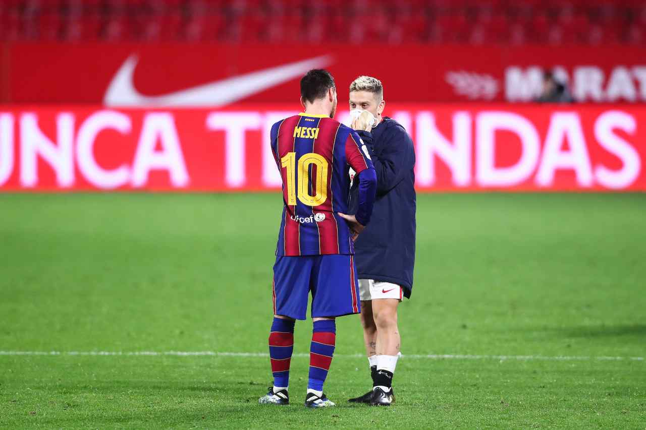 Papu Gomez con Messi dopo Siviglia-Barcellona di Coppa del Re (foto Getty)