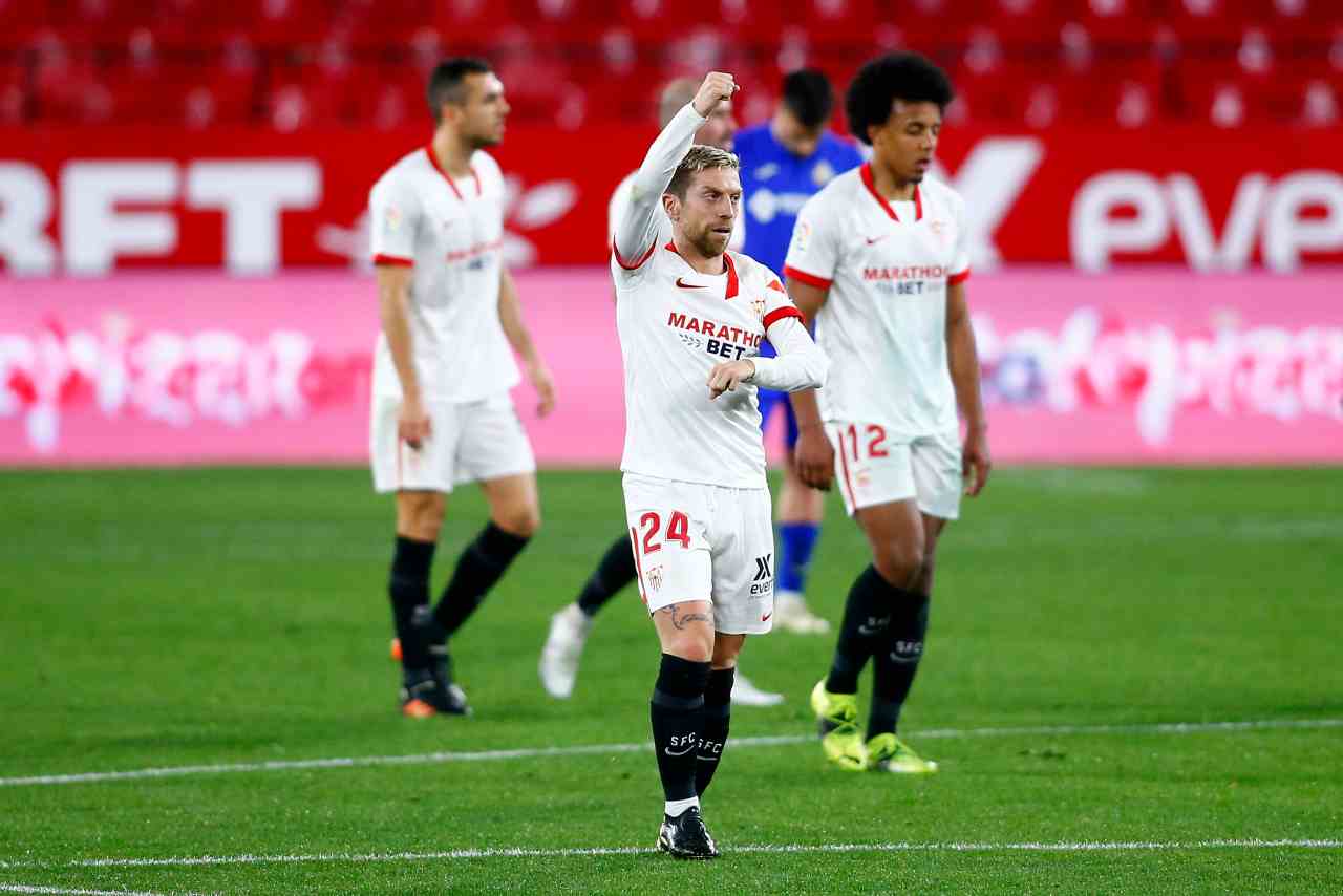 Papu Gomez, primo gol al Siviglia: capolavoro per il debutto nella Liga - Video